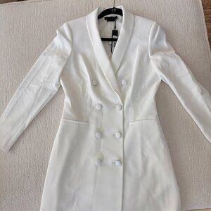 Alice & Olivia Off White Tuxedo Dress